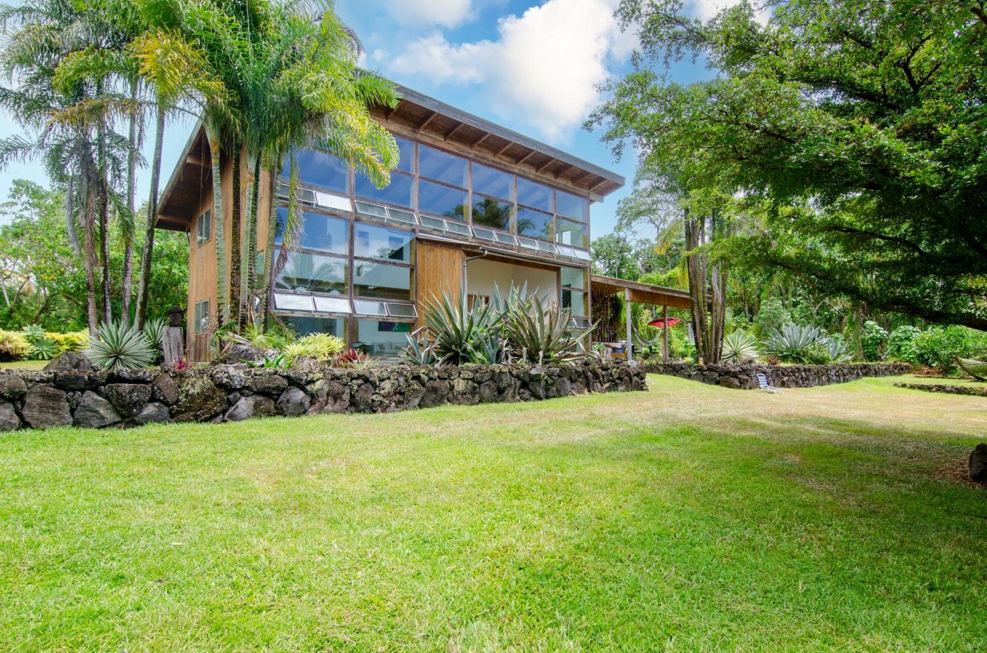 Jungle Haven Ocean Front Eco Villa On Fruit Farm 파호아 외부 사진